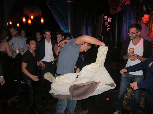 no, Jeremy didn't have to strip for his prize but he wanted to anyway