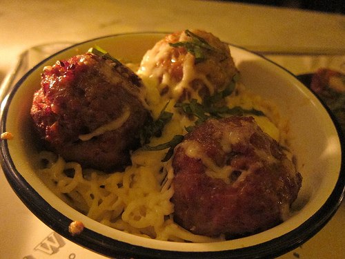 spaghetti & meatballs