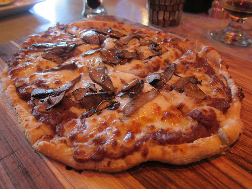 mushroom pizza