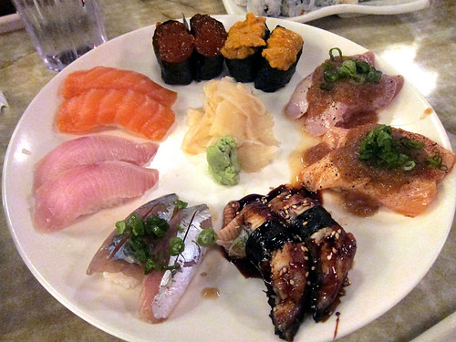 various nigiri