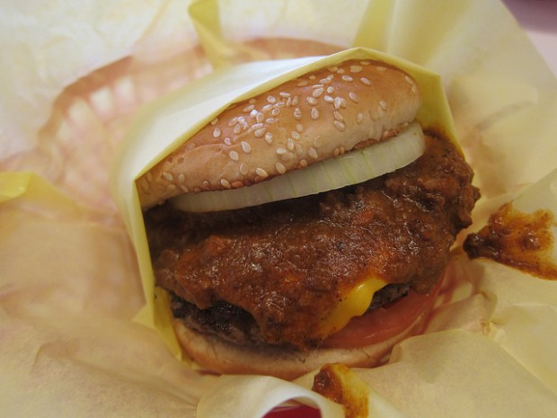 chili cheese burger