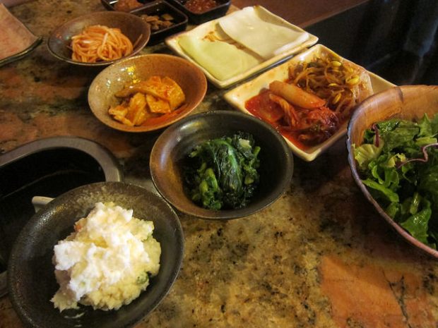 banchan at Hae jang Chong