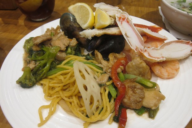 noodles and seafood