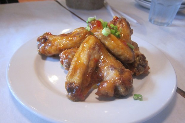 wings with chili sauce