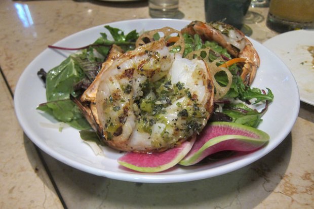 District salad with prawns