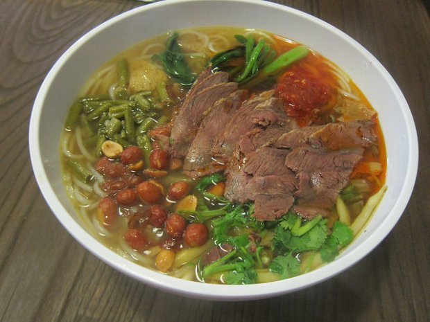 Guilin soup noodles