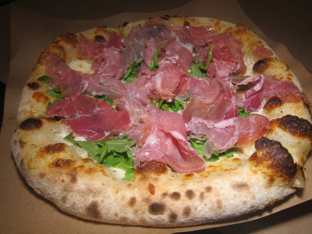 proscuitto pizza