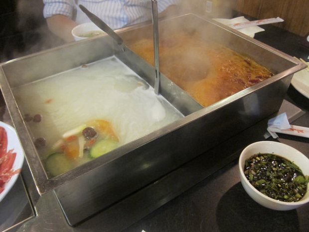 split hot pot