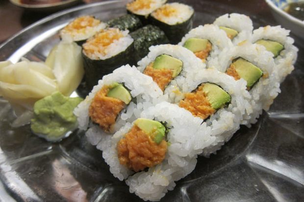 spicy tuna roll