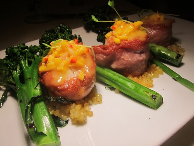 proscuitto wrapped scallops