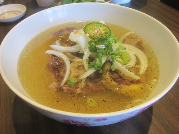 oxtail pho