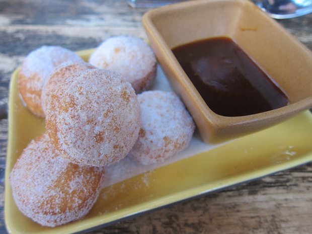 doughnuts with bourbon caramel sauce